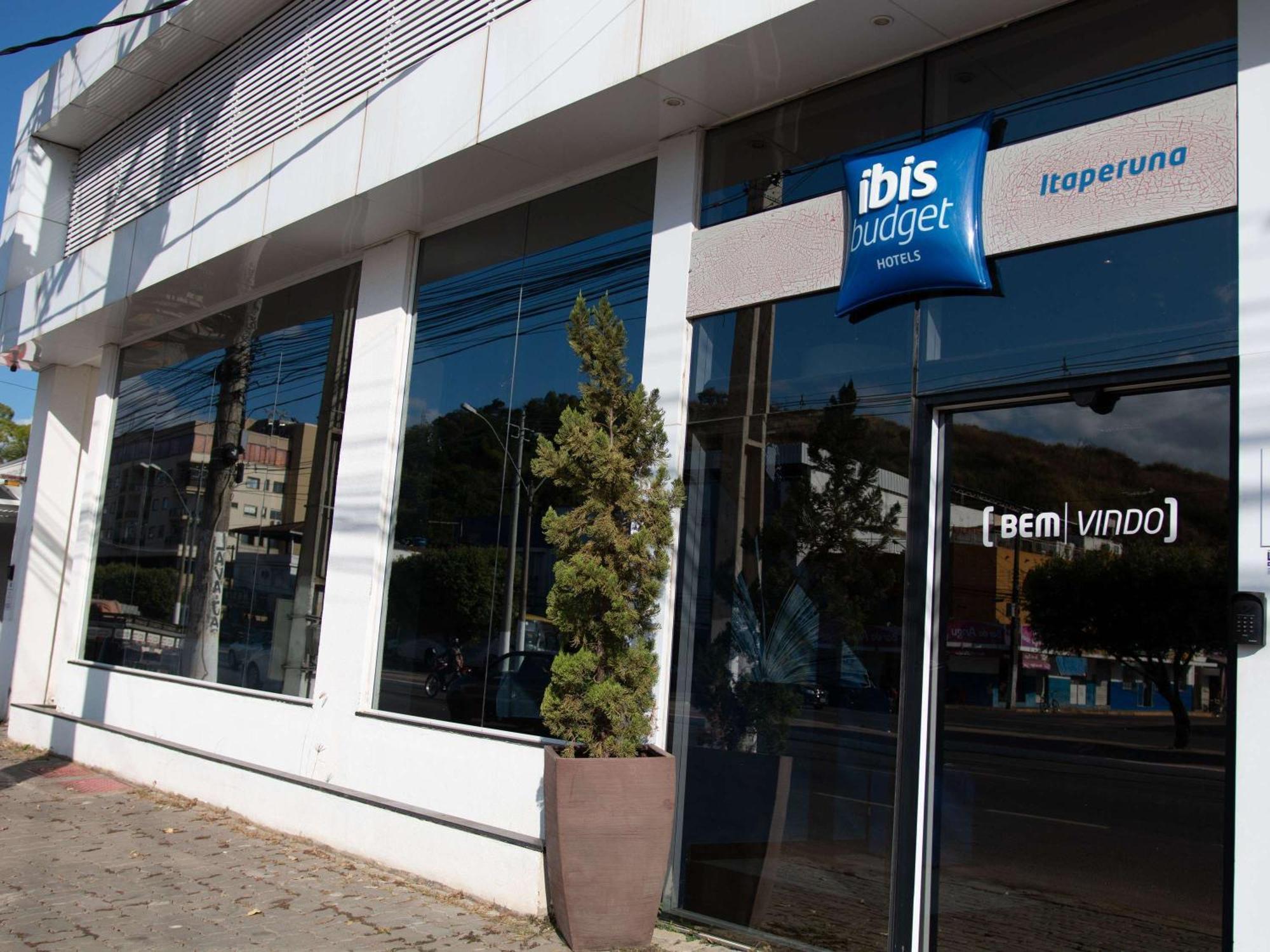 Ibis Budget Itaperuna Exterior photo